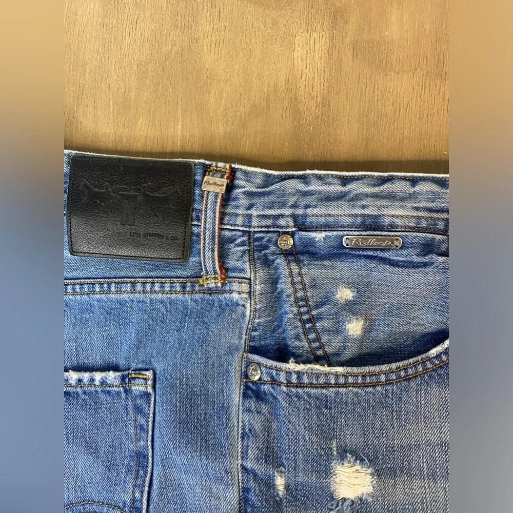Redloop by Levi's Men's 5 Pocket Blue Jeans 36x34 Denim 100% Cotton Distressed
